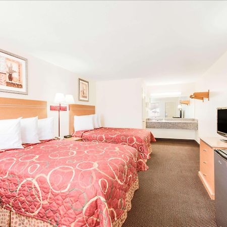 Days Inn By Wyndham Andrews Texas Екстер'єр фото